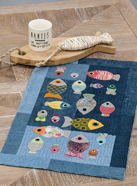 Danslamer-ilya-des-poissons-Carole-Massard-quilt-patchwork-magazine-simply-moderne-17-juin-juillet-août-2019