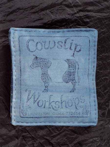 Jo-Colwill-Cowslip-Country-Quilts-blue-cushion