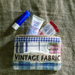 Makeup clutch with a pocket for tissue-Urban Quilts-Suzuko Koseki